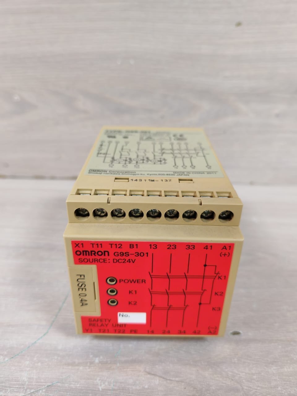Omron G9S301 Omron G9S-301 DC24V Safety Relay Unit 240VAC 6