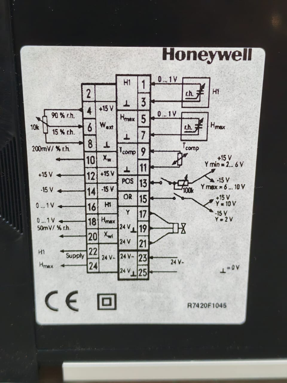 Honeywell MICRONIK 100 R7420F1045 HONEYWELL MICRONIK 100 R7420F1045 ELECTRIC HUMIDITY CONTROLLER 8