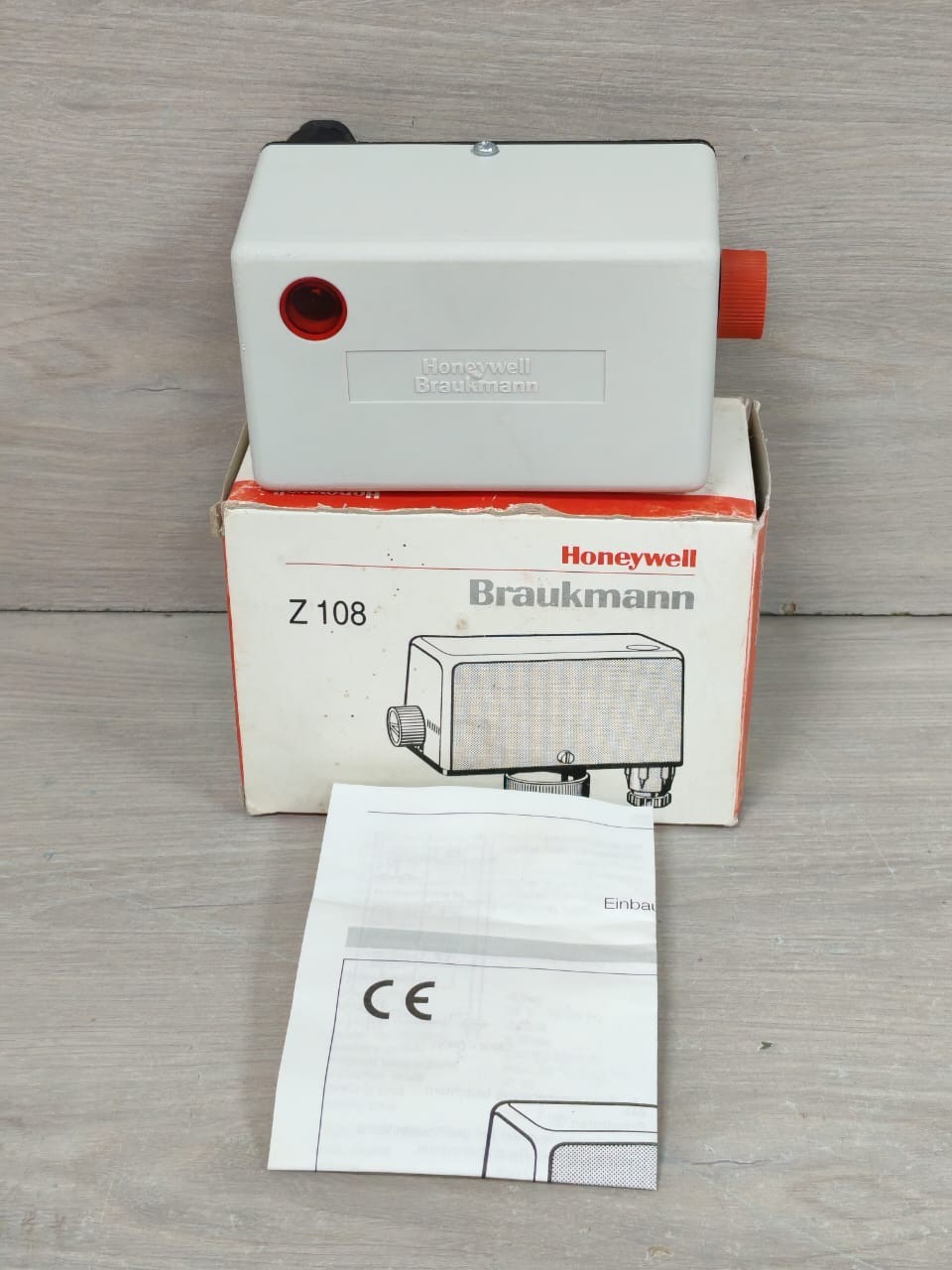 HONEYWELL BRAUKMANN Z108/Z108-BA ELECTRIC THERMAL VALVE ACTUATOR