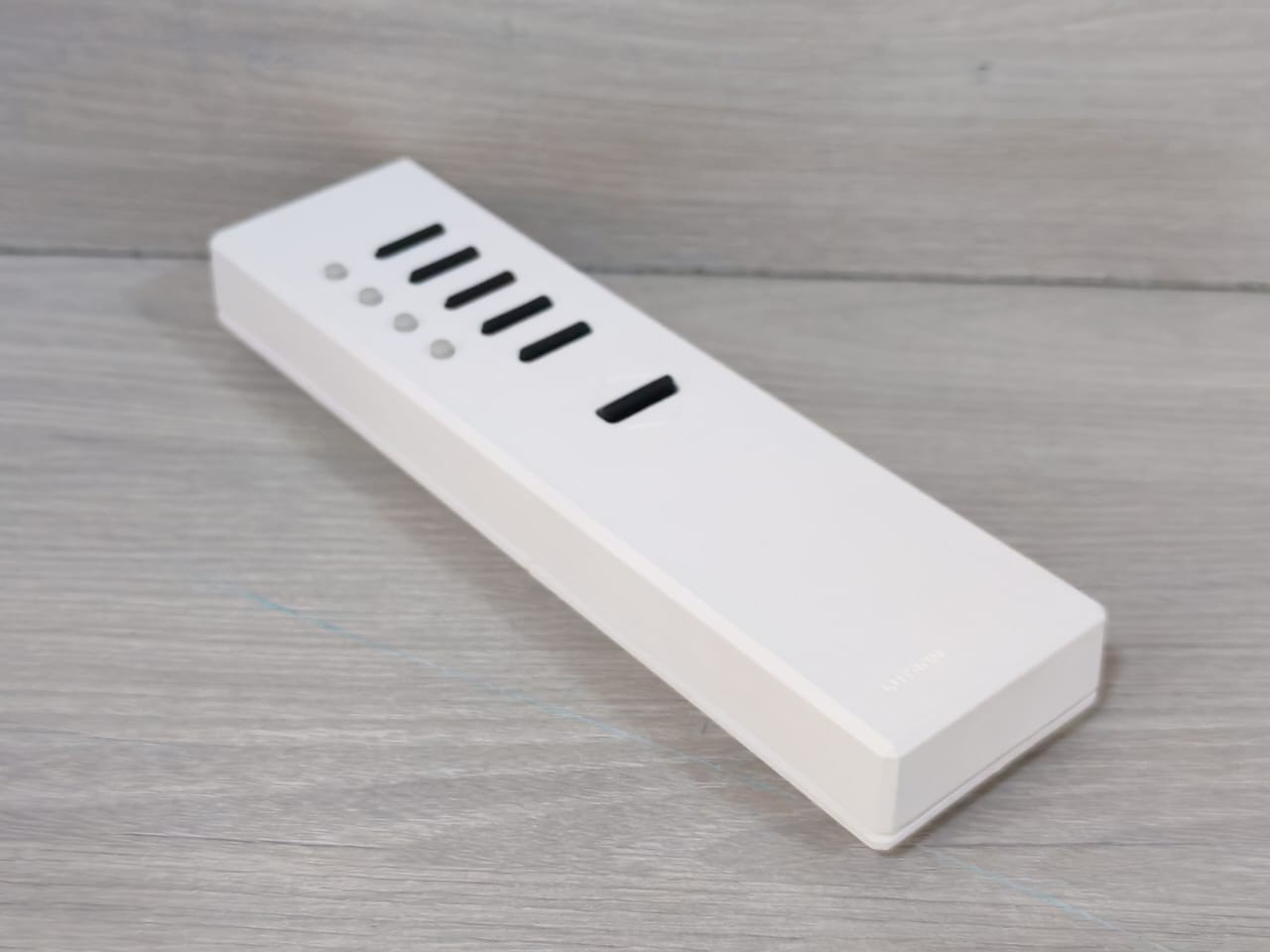 Lutron GRX-8IT-WH Lutron GRX-8IT-WH 8-Scene Wireless Remote Control 8