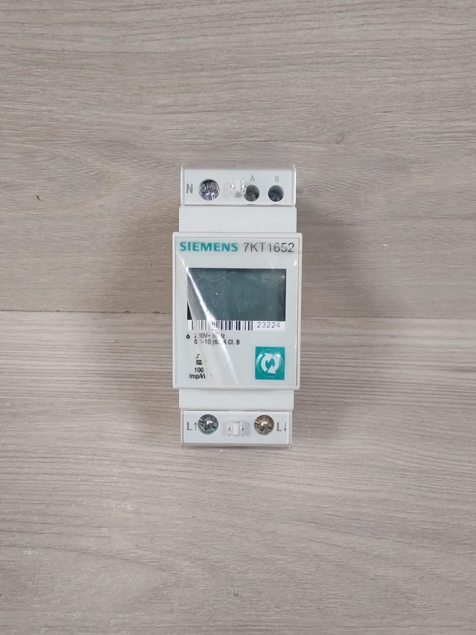 Siemens 7KT1652 SIEMENS 7KT1652 POWER MONITORING DEVICE 2