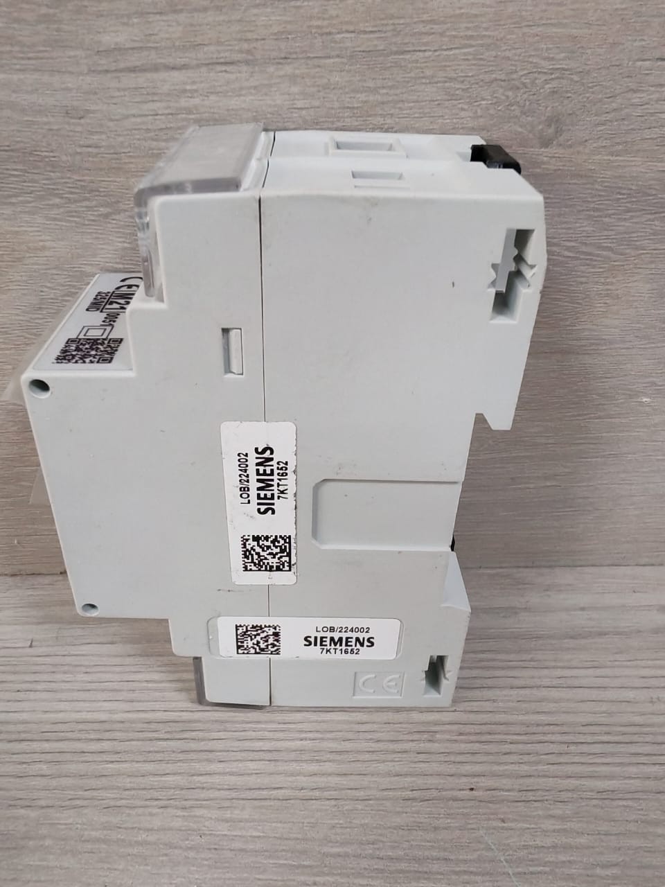 Siemens 7KT1652 SIEMENS 7KT1652 POWER MONITORING DEVICE 9