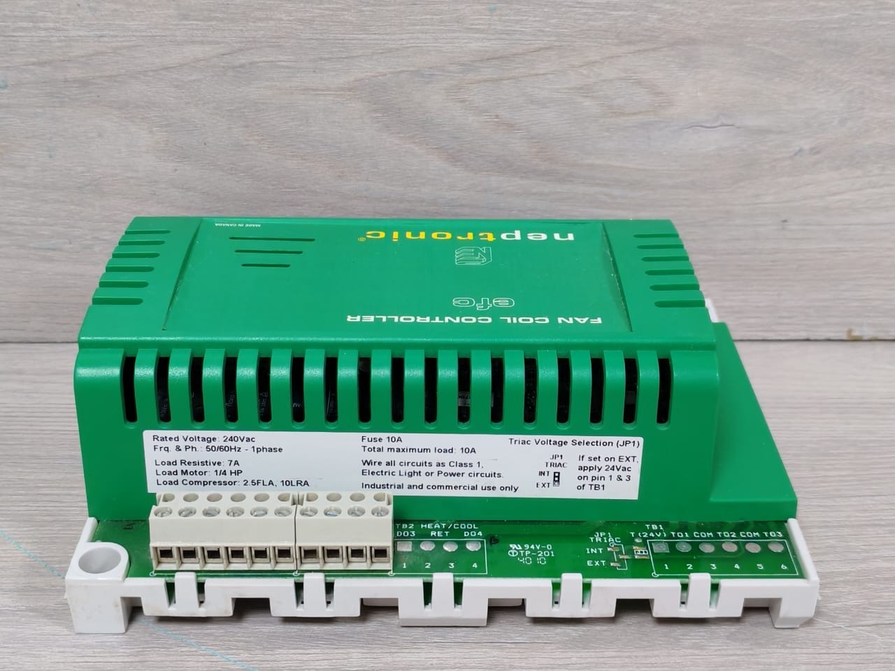 Neptronic EFC72-MT1 Neptronic NF EFC72-MT1 Fan Coil Controller 10