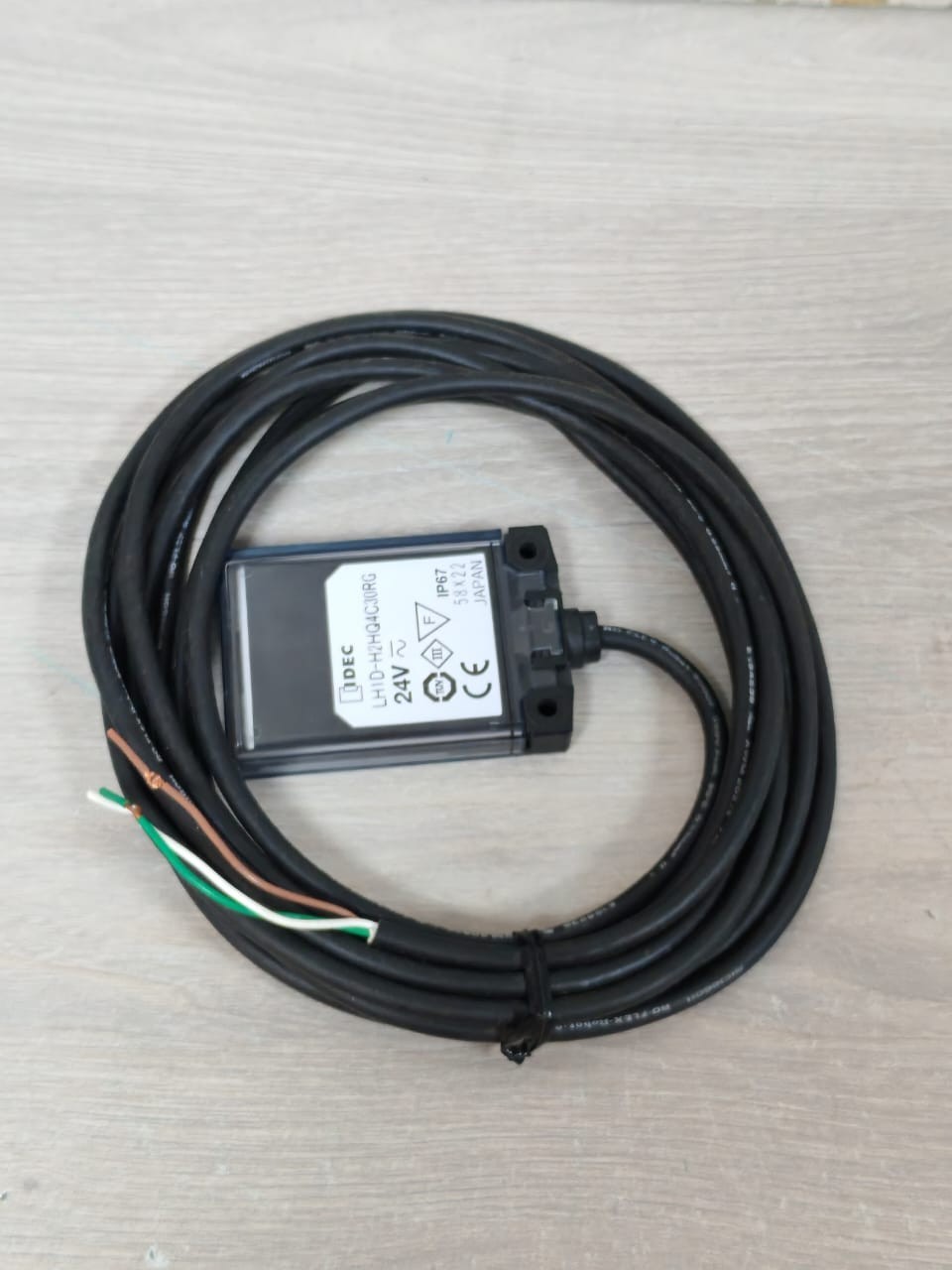 IDEC LH1D-H2HQ4C30RG IDEC LH1D-H2HQ4C30RG LED SIGNAL INDICATOR LIGHT 24V 5