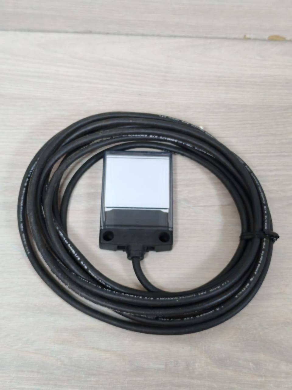 IDEC LH1D-H2HQ4C30RG IDEC LH1D-H2HQ4C30RG LED SIGNAL INDICATOR LIGHT 24V 8