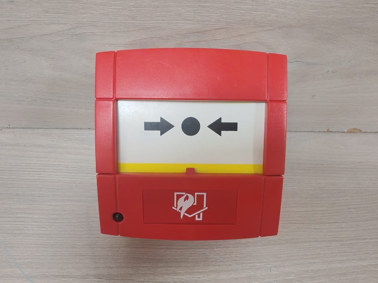 Kac Alarm MUS2A-R470FF-01 Kac Alarm MUS2A-R470FF-01 Manual Call Point 2