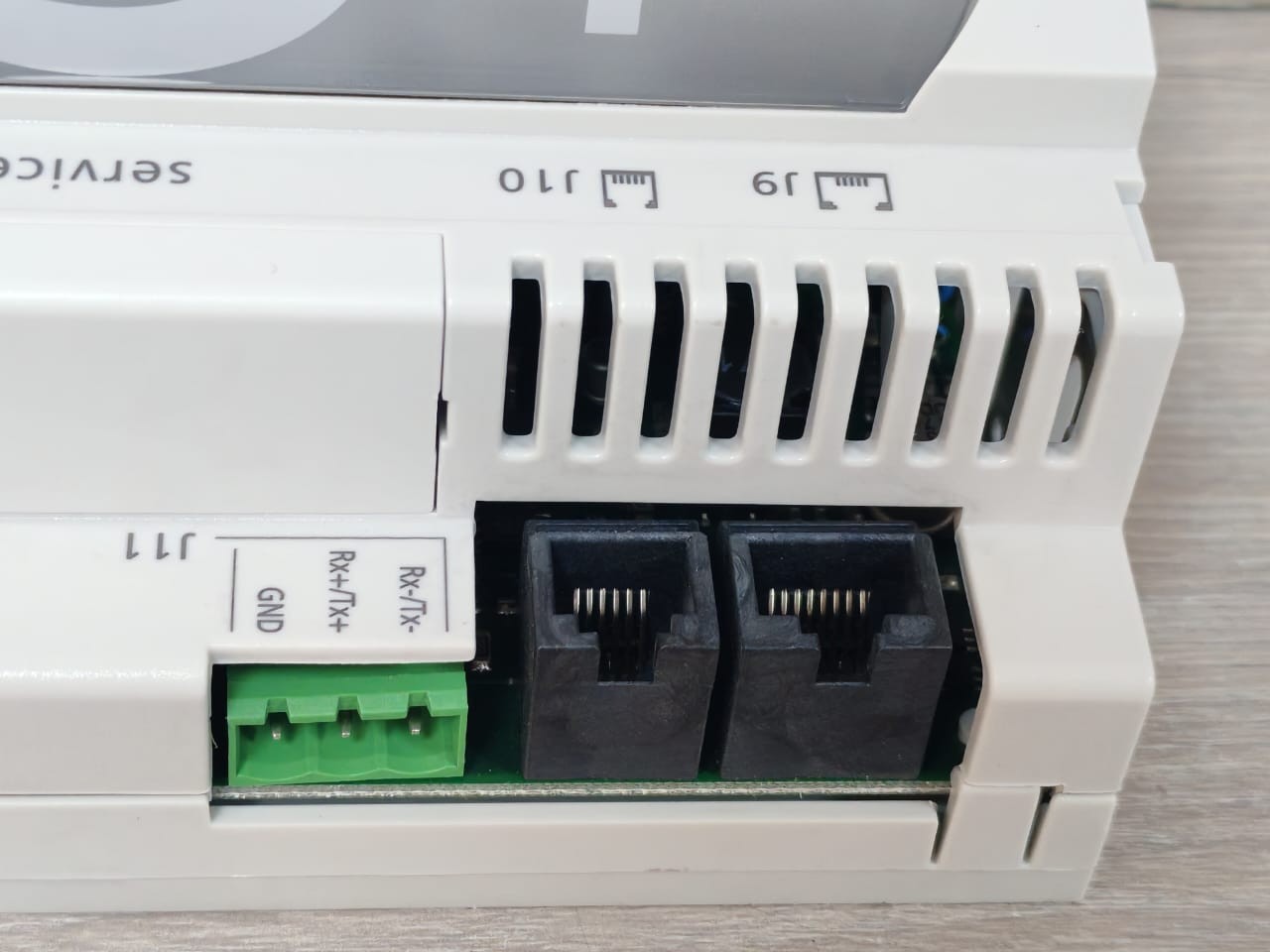 Carel PCO3000AL0 Carel PCO3000AL0 REV 2.011 Programmable Controller 4