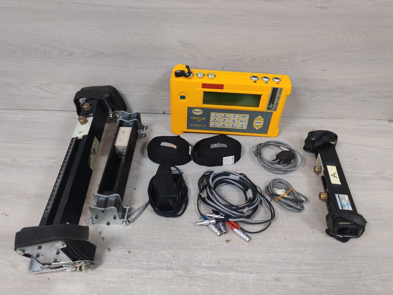 MICRONICS PORTAFLOW-300 MICRONICS LTD PORTAFLOW 300 ULTRASONIC FLOW METER- INCOMPLETE ACCESSORIES 4
