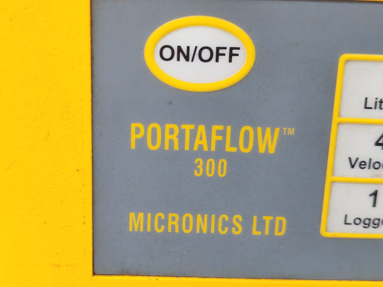 MICRONICS PORTAFLOW-300 MICRONICS LTD PORTAFLOW 300 ULTRASONIC FLOW METER- INCOMPLETE ACCESSORIES 8