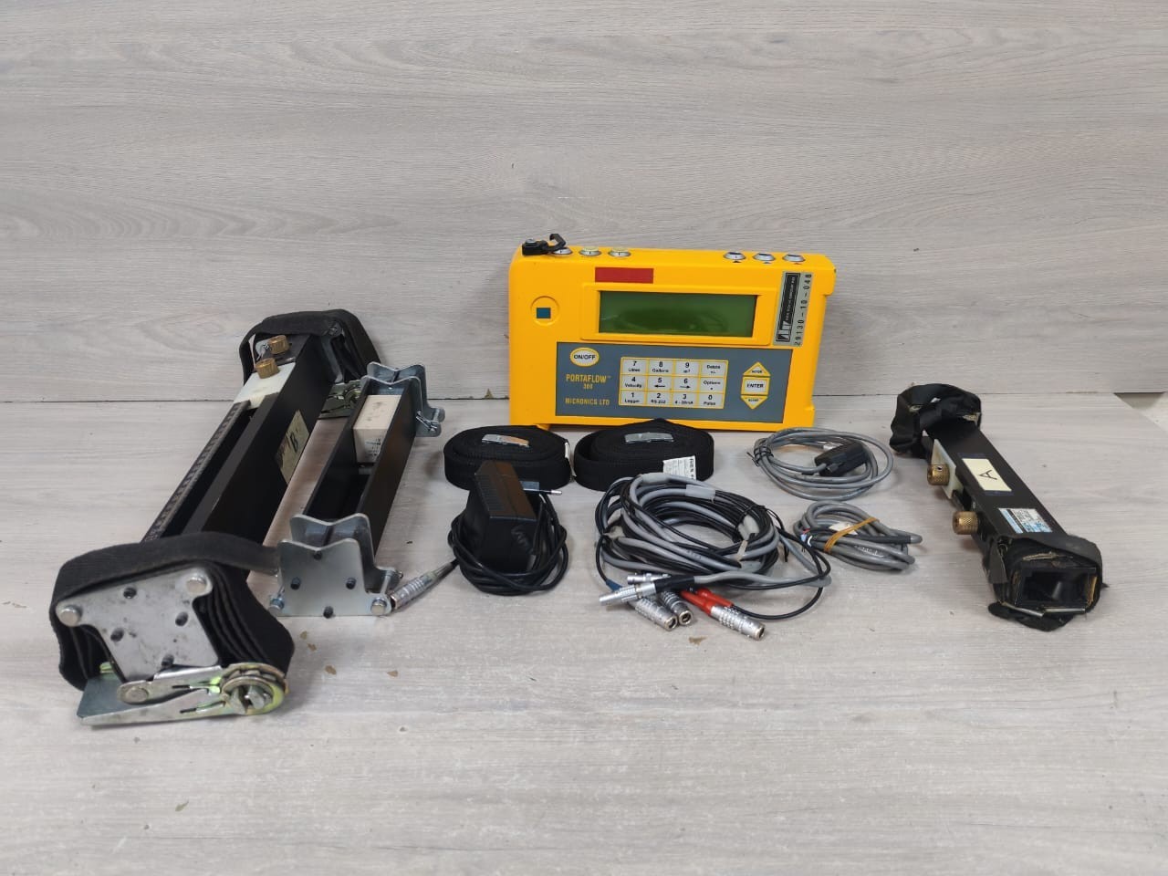 MICRONICS LTD PORTAFLOW 300 ULTRASONIC FLOW METER- INCOMPLETE ACCESSORIES
