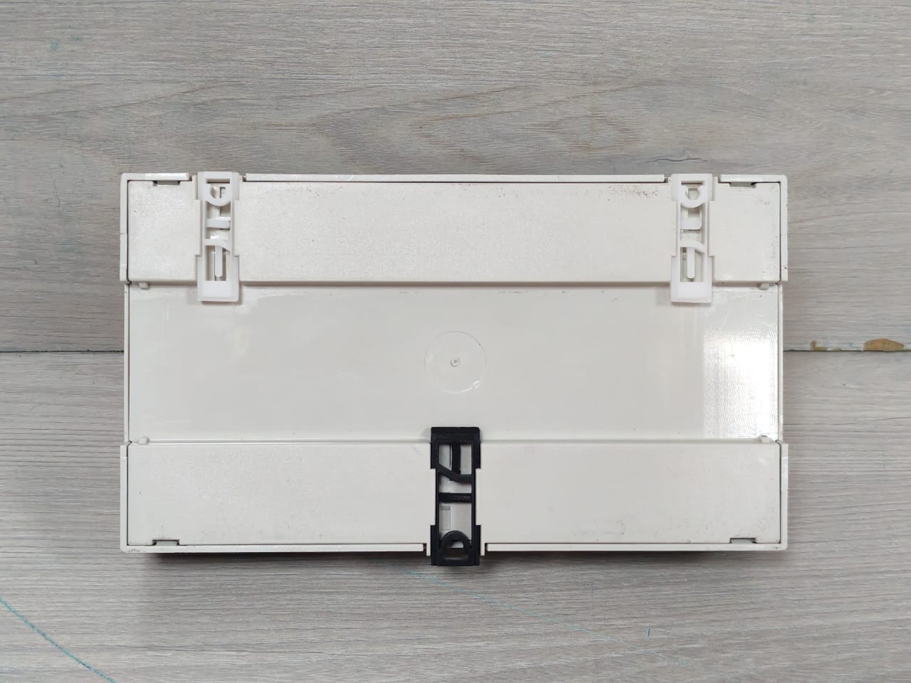 Crestron P/N:6503776 CRESTRON DIN-8SW8-I P/N:6503776 HIGH-VOLTAGE SWITCHING W/ DIGITAL INPUT 240V 10