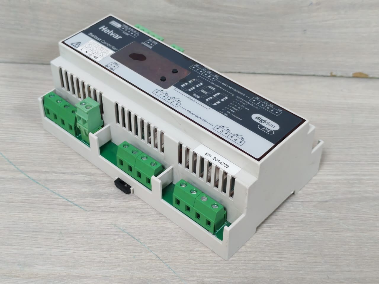Helvar 474 Helvar 474 Ballast Controller 100-240 Vac 8