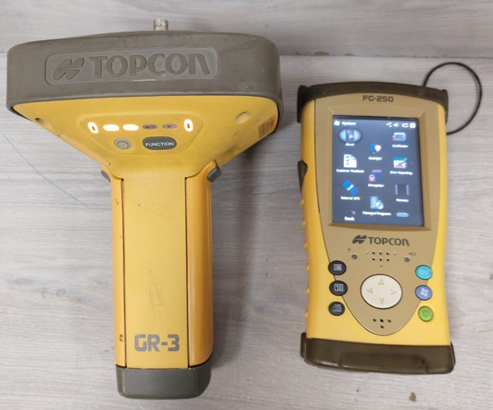 TOPCON FC-250 Topcon GR-3 ROVER with Topcon FC-250 Field Controller Data Collector 2