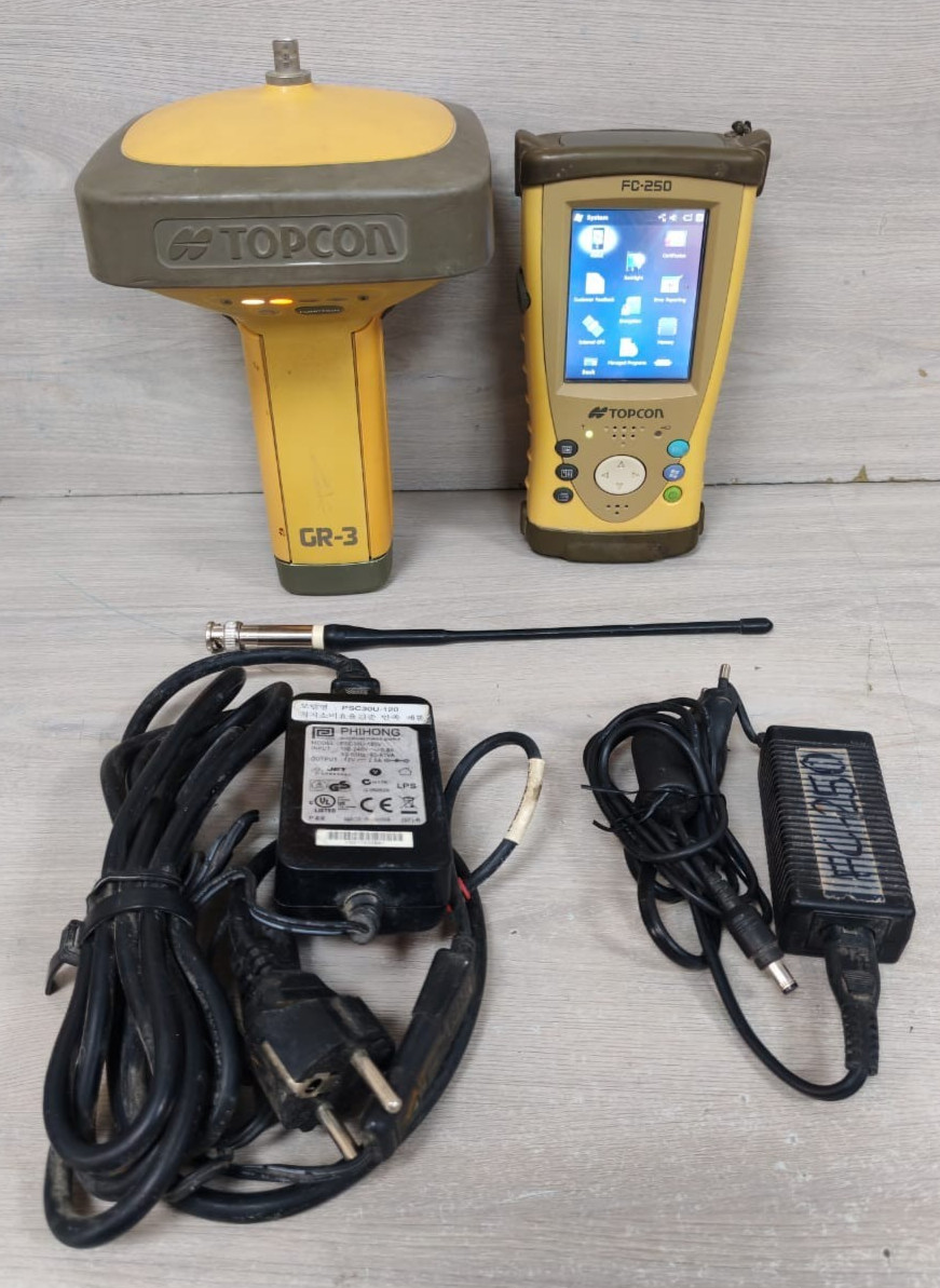 Topcon GR-3 ROVER with Topcon FC-250 Field Controller Data Collector