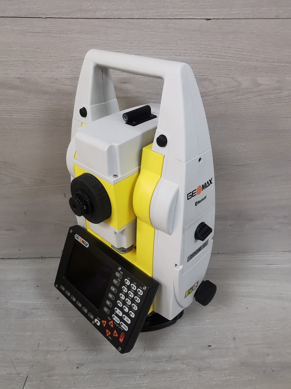 GEOMAX ZOOM-80 GEOMAX ZOOM 80 S 2 A10 ROBOTIC TOTAL STATION 8