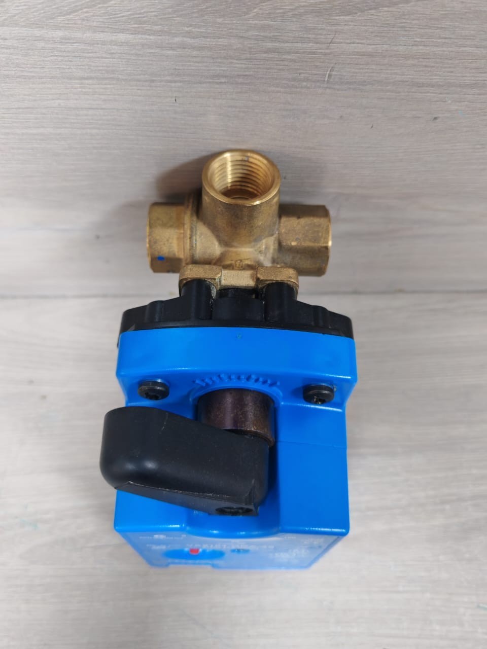 Johnson Controls VA9104-GGA-3S JOHNSON CONTROLS VA9104-GGA-3S VALVE ACTUATOR 6