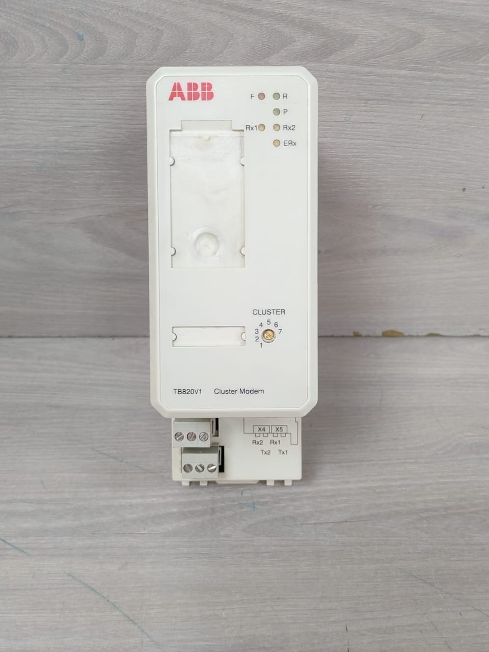ABB TB820V1 Cluster Modem 3BSE013246R1 PR:A