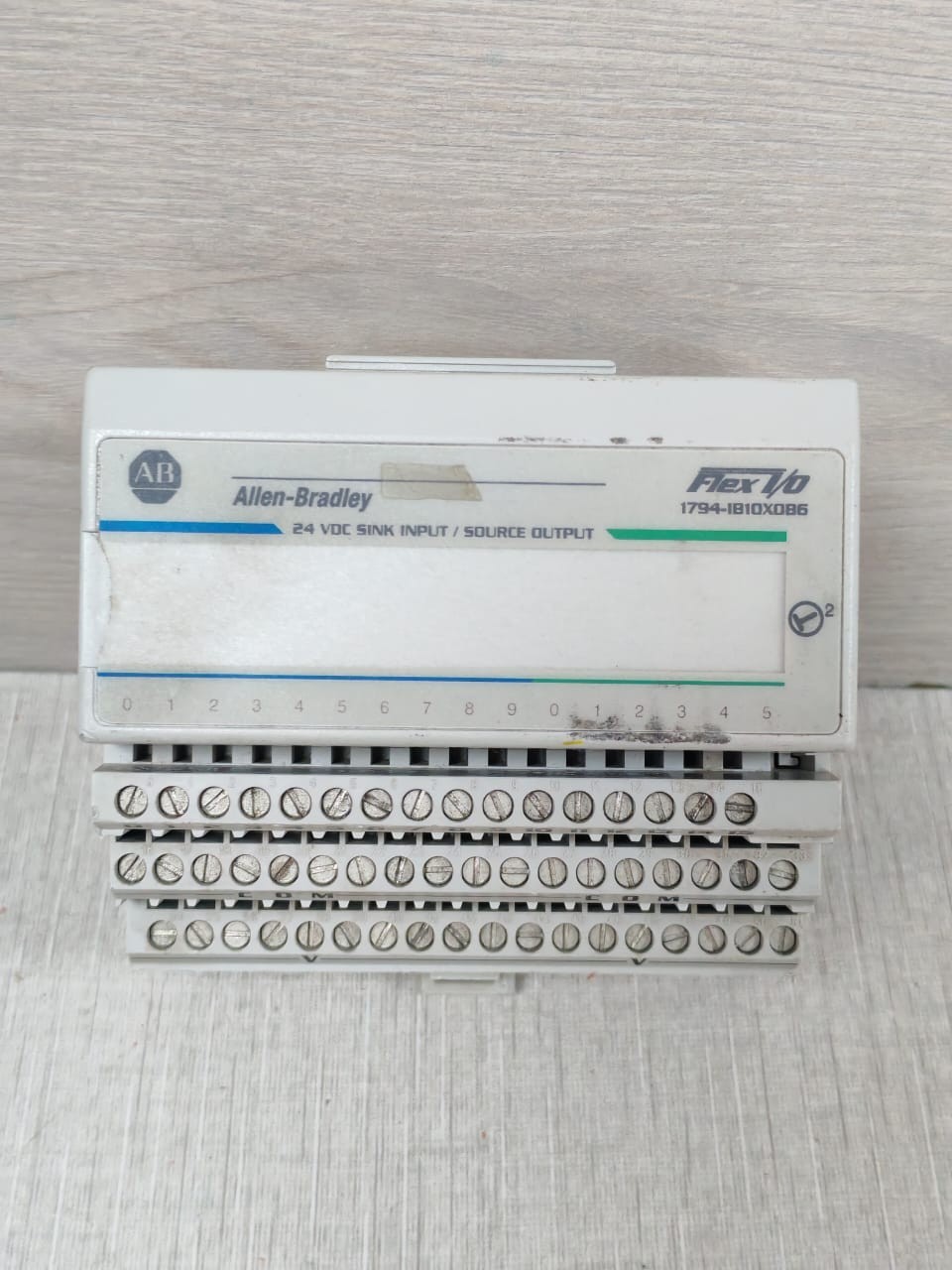 Allen-Bradley 1794-IB10X0B6 /1794-TB3 SER.A ALLEN-BRADLEY 1794-IB10X0B6 /1794-TB3 SER.A FLEX I/O DIGITAL MODULE 2