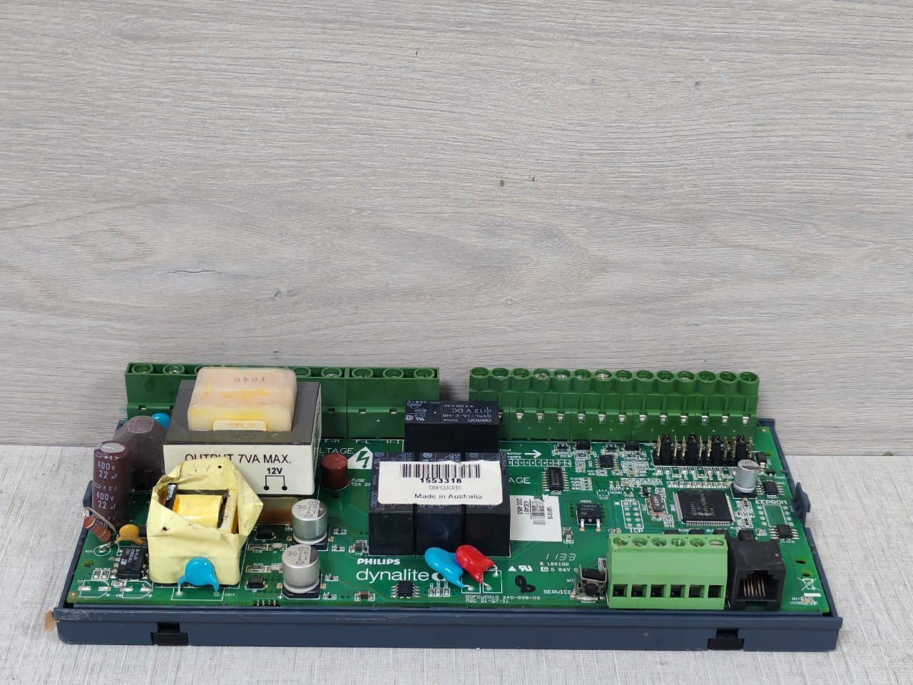 Philips Dynalite 240-528-03 Philips Dynalite DDFCUC010 Fan Coil Controller 240-528-03 -without front cover 6