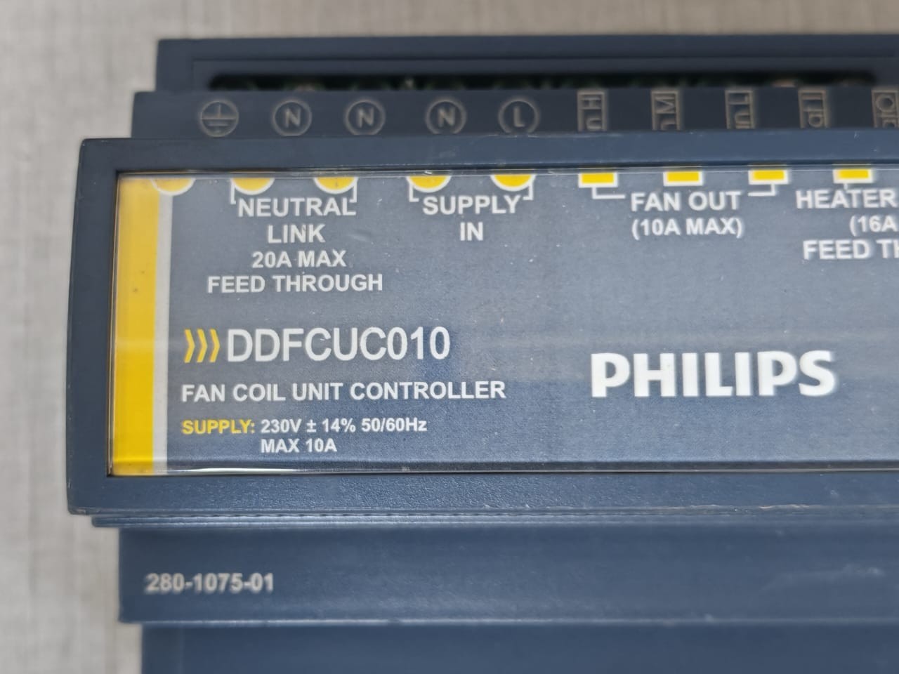 Philips DDFCUC010 Philips Dynalite DDFCUC010 Fan Coil Controller 230V 50/60Hz 3