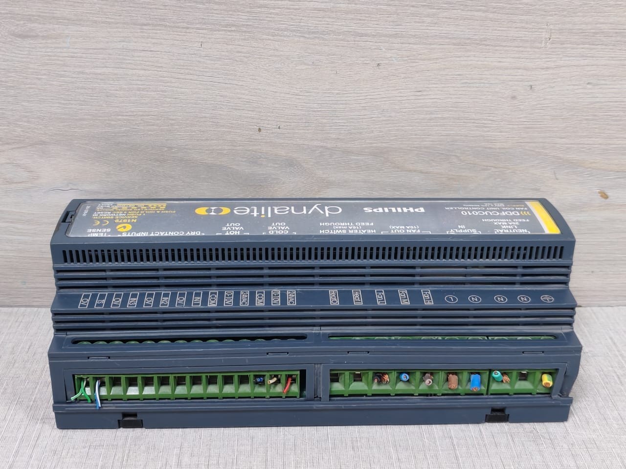 Philips DDFCUC010 Philips Dynalite DDFCUC010 Fan Coil Controller 230V 50/60Hz 5