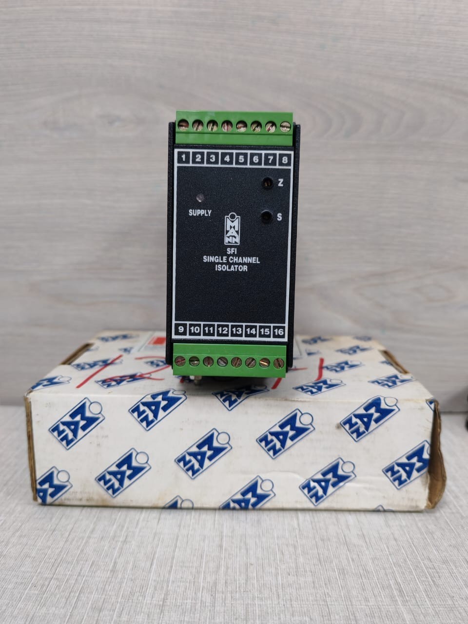 MANN SFI/4-20mA/240Vac REV.G SINGLE CHANNEL ISOLATOR