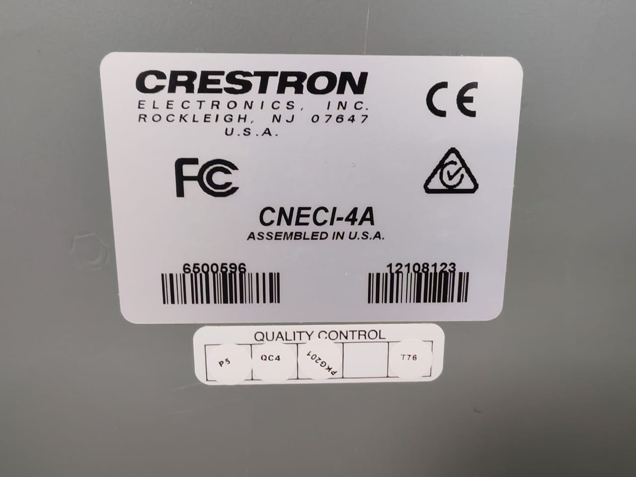 Crestron CNECI-4A CRESTRON CNECI-4A Cresnet Motor Control Interface, 4-channel, 120/230VAC 3