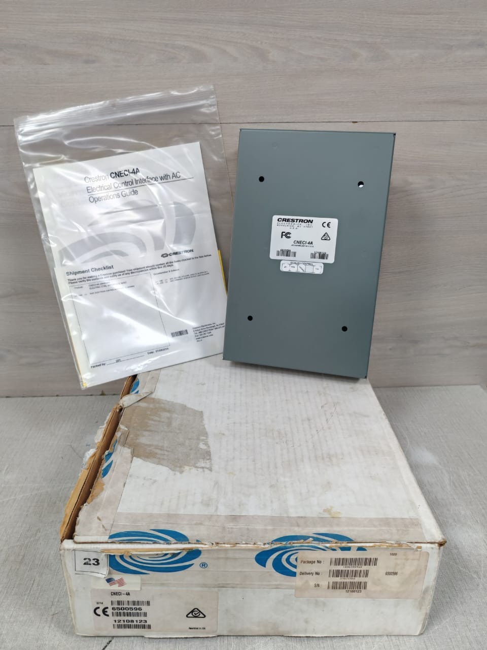 CRESTRON CNECI-4A Cresnet Motor Control Interface, 4-channel, 120/230VAC