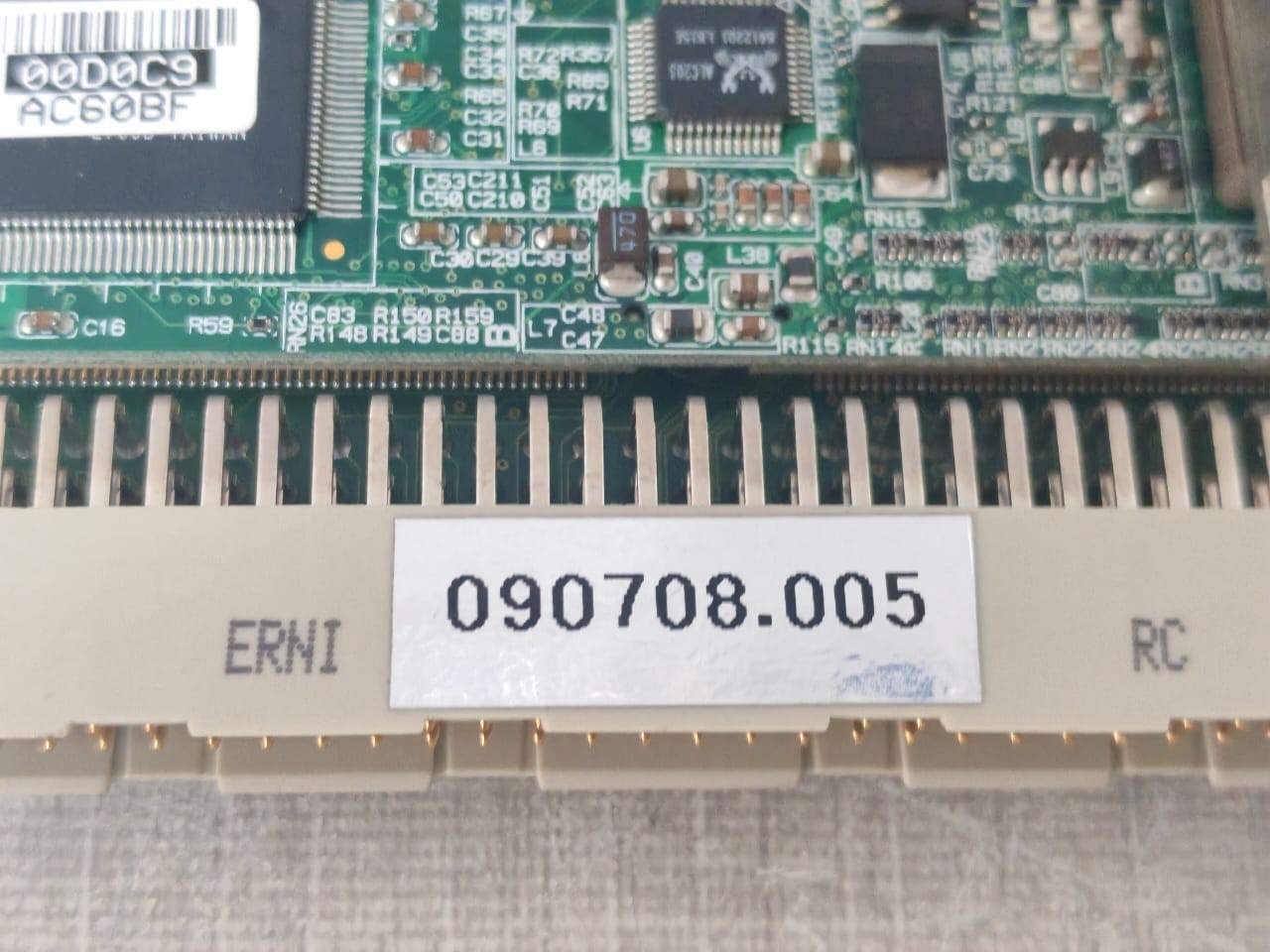 Unbranded EXT-BASE V1.2/2009/02-12 WITH KINGSTON KVR133X64SC3L/256 EXT-BASE V1.2/2009/02-12 WITH KINGSTON KVR133X64SC3L/256 CIRCUIT BOARD 10
