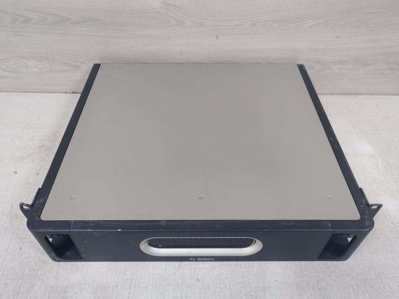 Bosch F01U074442 HW:04/10 BOSCH PRS-16MC1 / F01U074442 HW:04/10 SOUND SYSTEM MULTICHANNEL I/F UNIT 12W 5