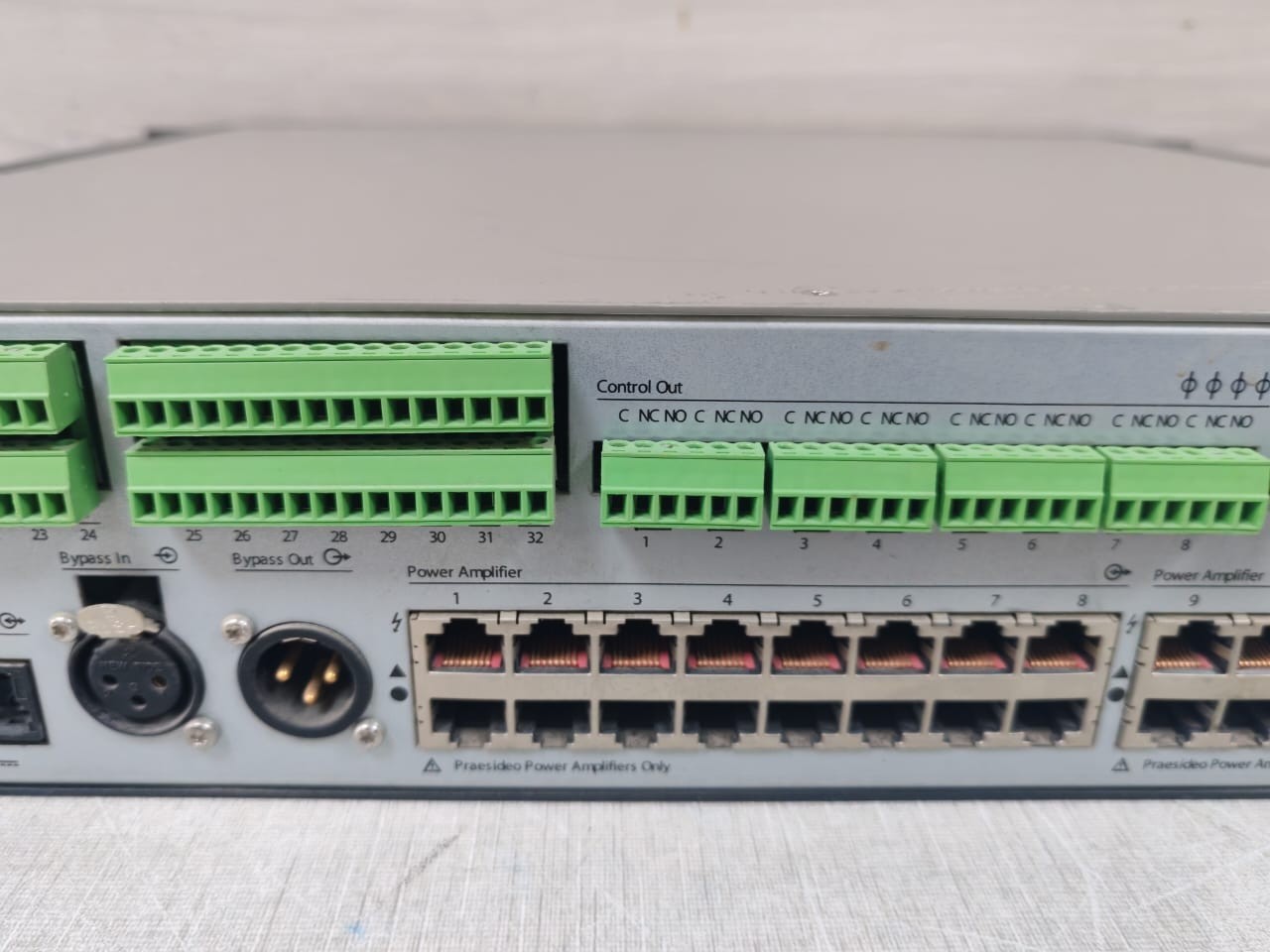 Bosch F01U074442 HW:04/10 BOSCH PRS-16MC1 / F01U074442 HW:04/10 SOUND SYSTEM MULTICHANNEL I/F UNIT 12W 10