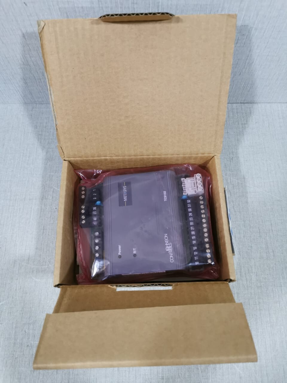 Johnson Controls TC-9102-1222 Johnson Controls Metasys TC-9102-1222 / TC9102 Fan Coil Unit Controller 10