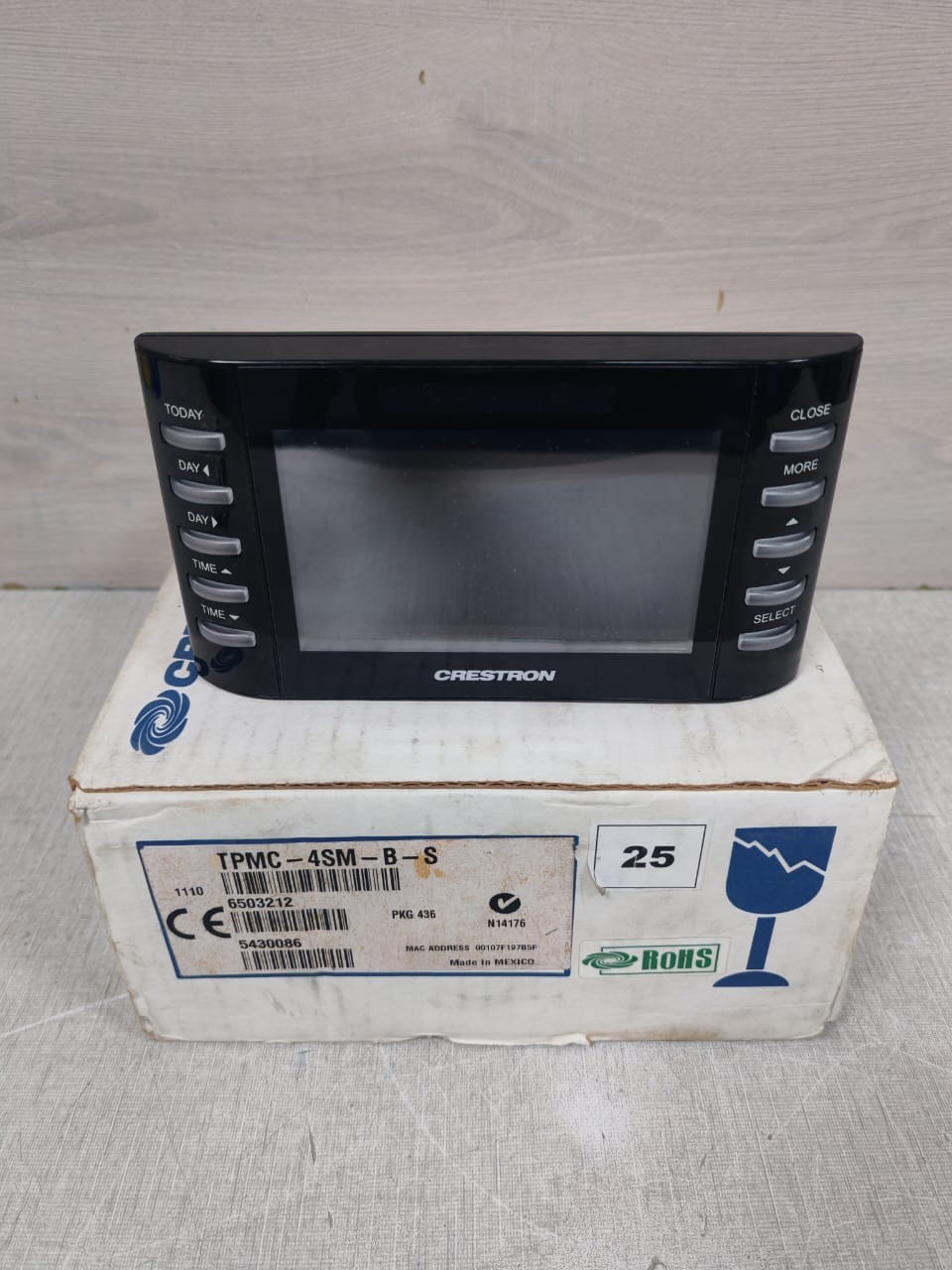 Crestron TPMC-4SM-B-S Crestron TPMC-4SM-B-S 4'3'' Room Scheduling Touch Screen 2