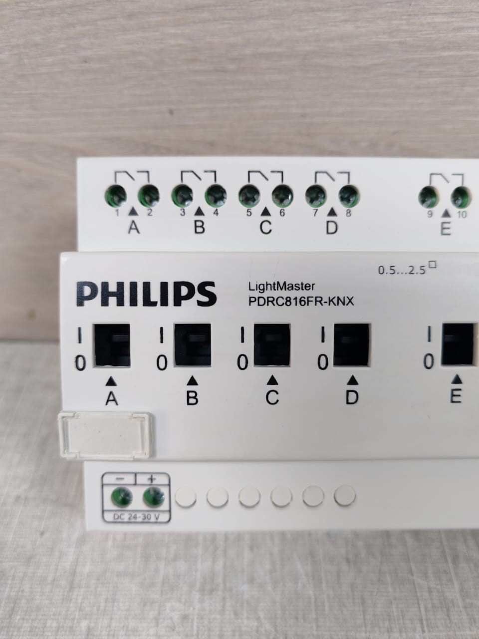 Philips PDRC816FR-KNX PHILIPS LIGHTMASTER PDRC816FR-KNX DC 24-30V CONTROLLER 2