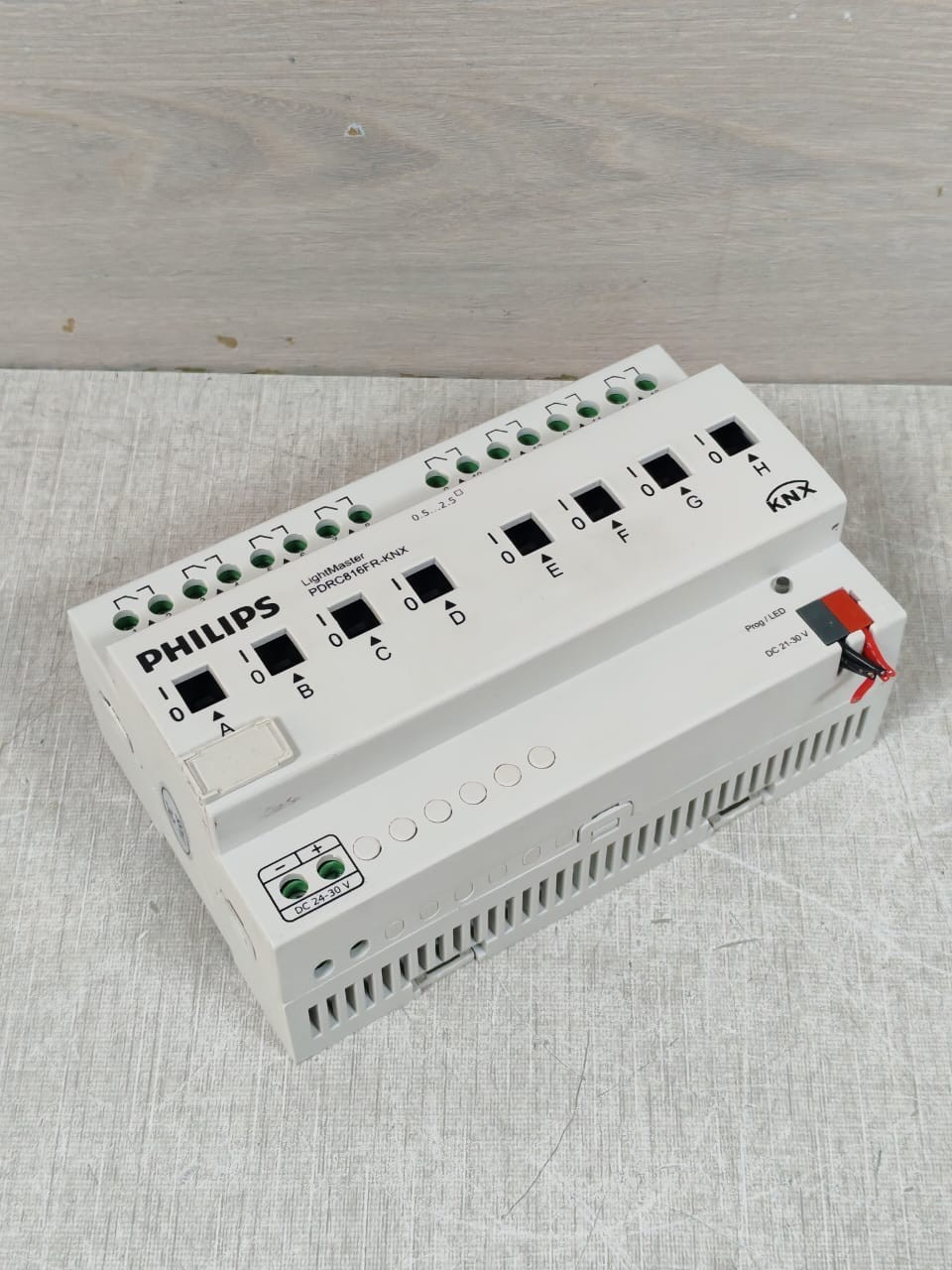 Philips PDRC816FR-KNX PHILIPS LIGHTMASTER PDRC816FR-KNX DC 24-30V CONTROLLER 4