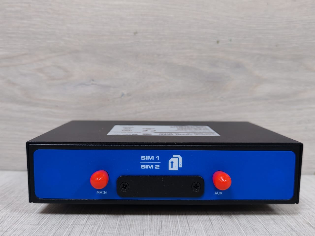 Robustel R2000-4L Robustel R2000-4L Industrial Cellular Router B014756 5