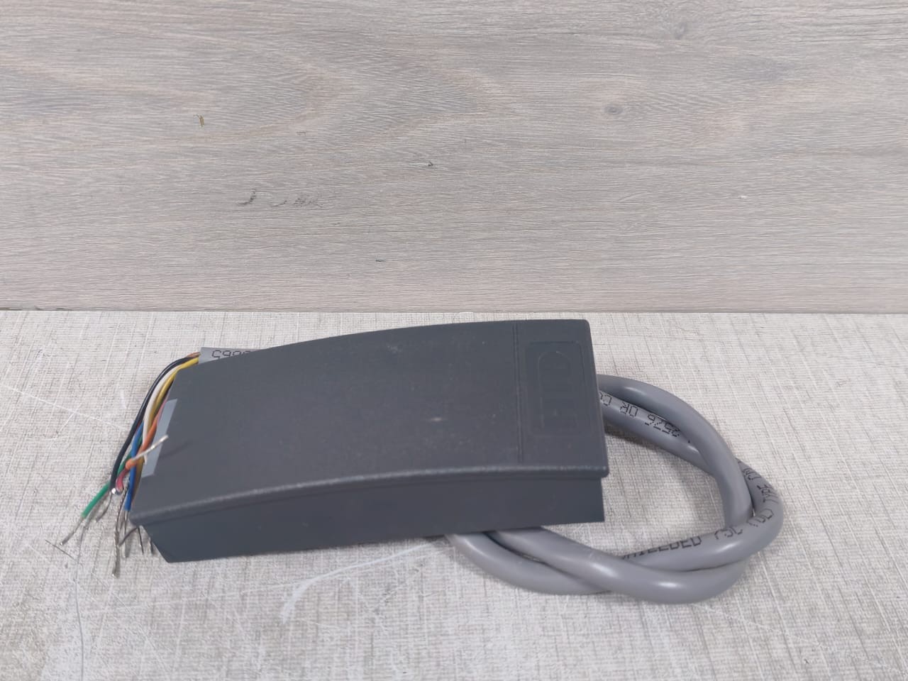 HID 6100BGN0003 HID 6100BGN0003 iCLASS R10 Reader 5