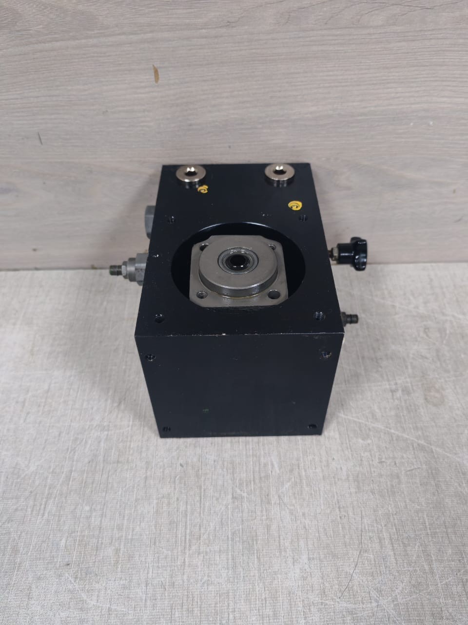 GE BN34-35CZ-01CH MOOG BN34-35CZ-01CH GEARBOX 5