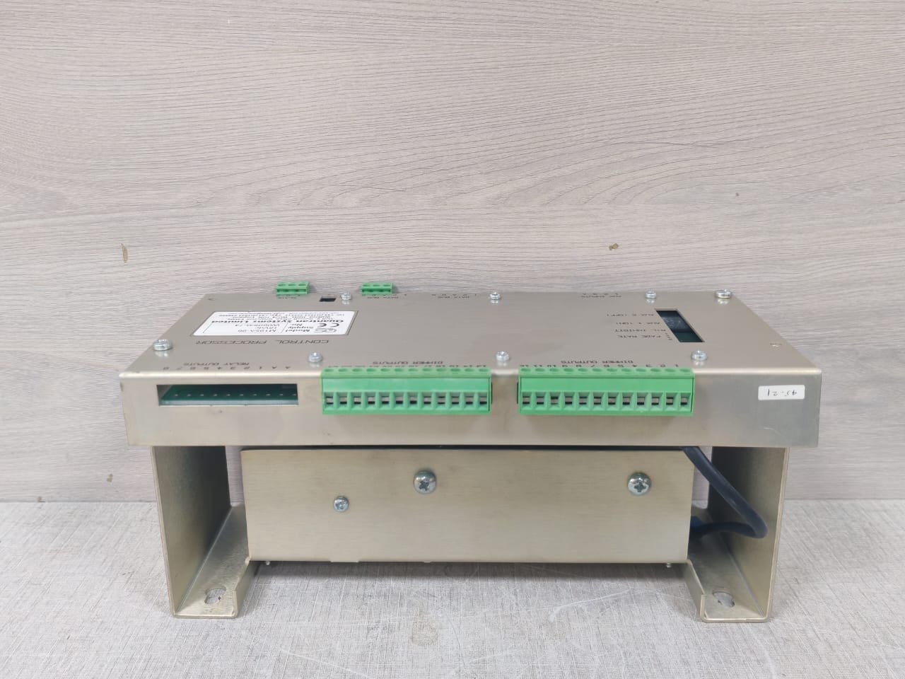 Quantran System P195A Quantran System M195A-96 with P195A Control Processor 8