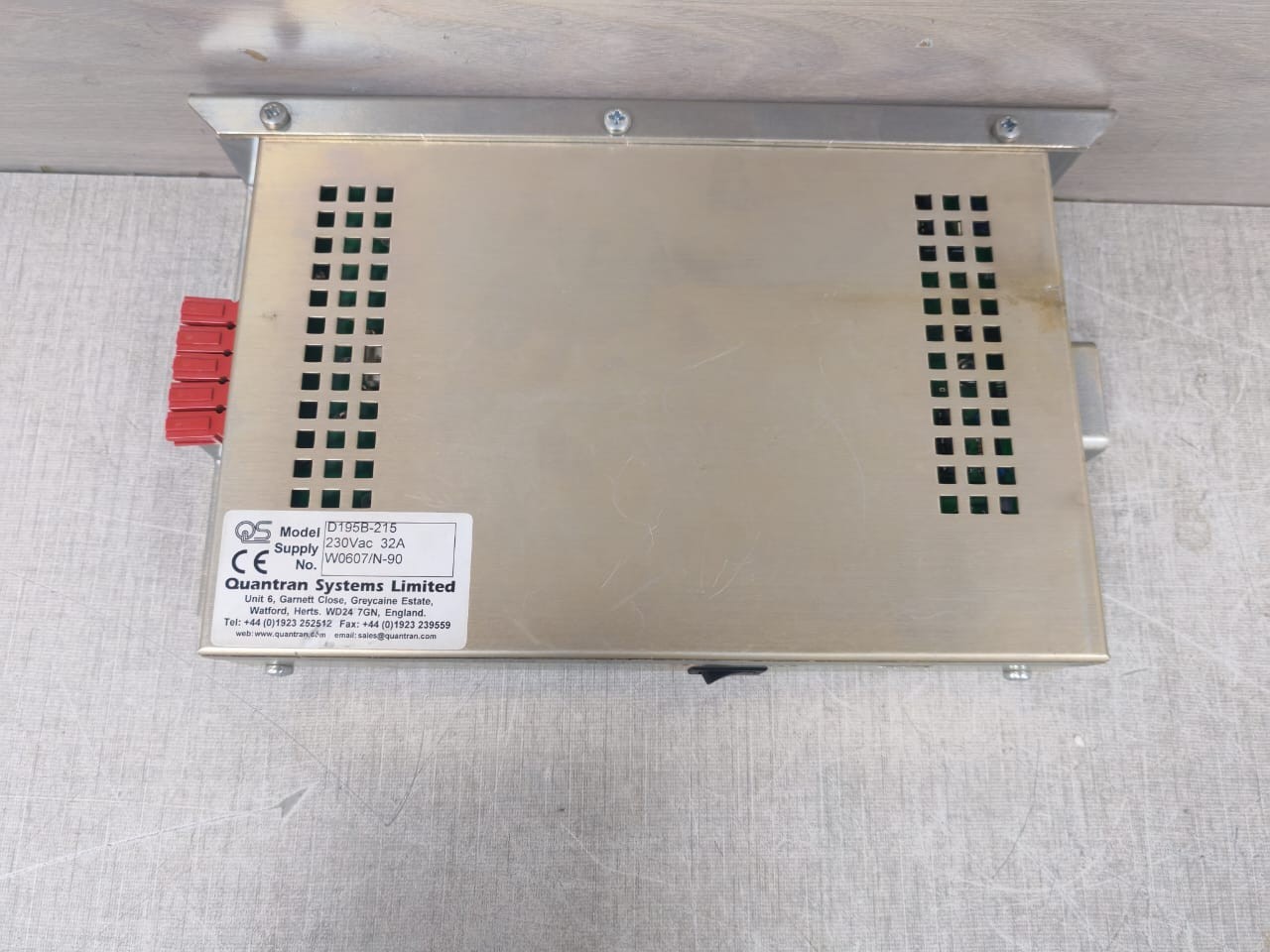 QUANTRAN SYSTEM LIMITED D195B-215 QUANTRAN SYSTEM LIMITED D195B-215 DIMMER CONTROL UNIT 5