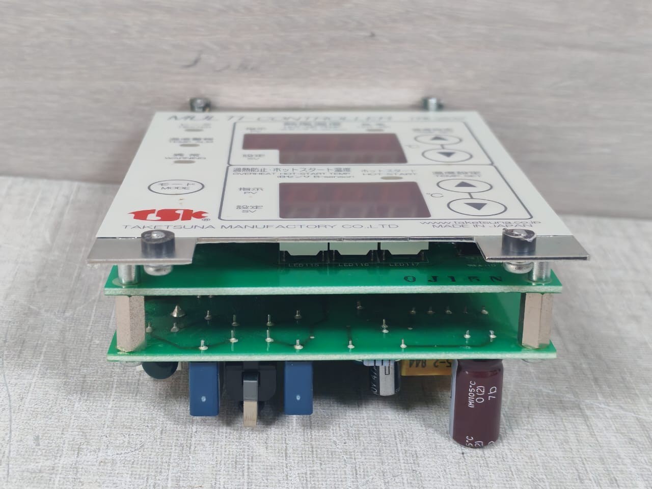 Taketsuna TRC202 Taketsuna TRC202 Multi-Controller Front Panel Display 6