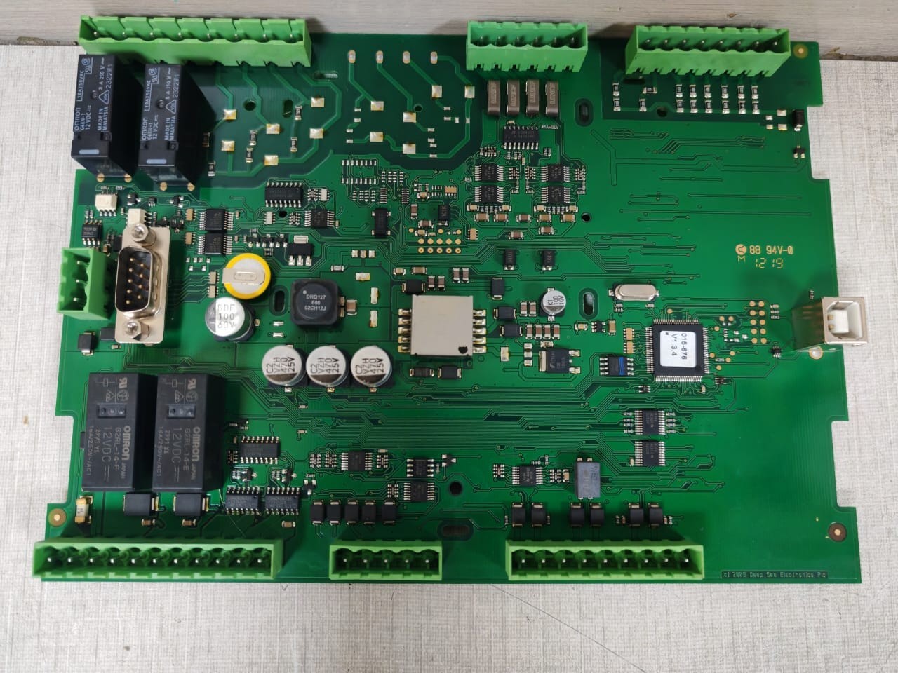 DEEP SEA ELECTRONICS 014-611 ISSUE 1-00 DEEP SEA ELECTRONICS 7310 / 014-611 ISSUE 1-00 MOTHERBOARD 10