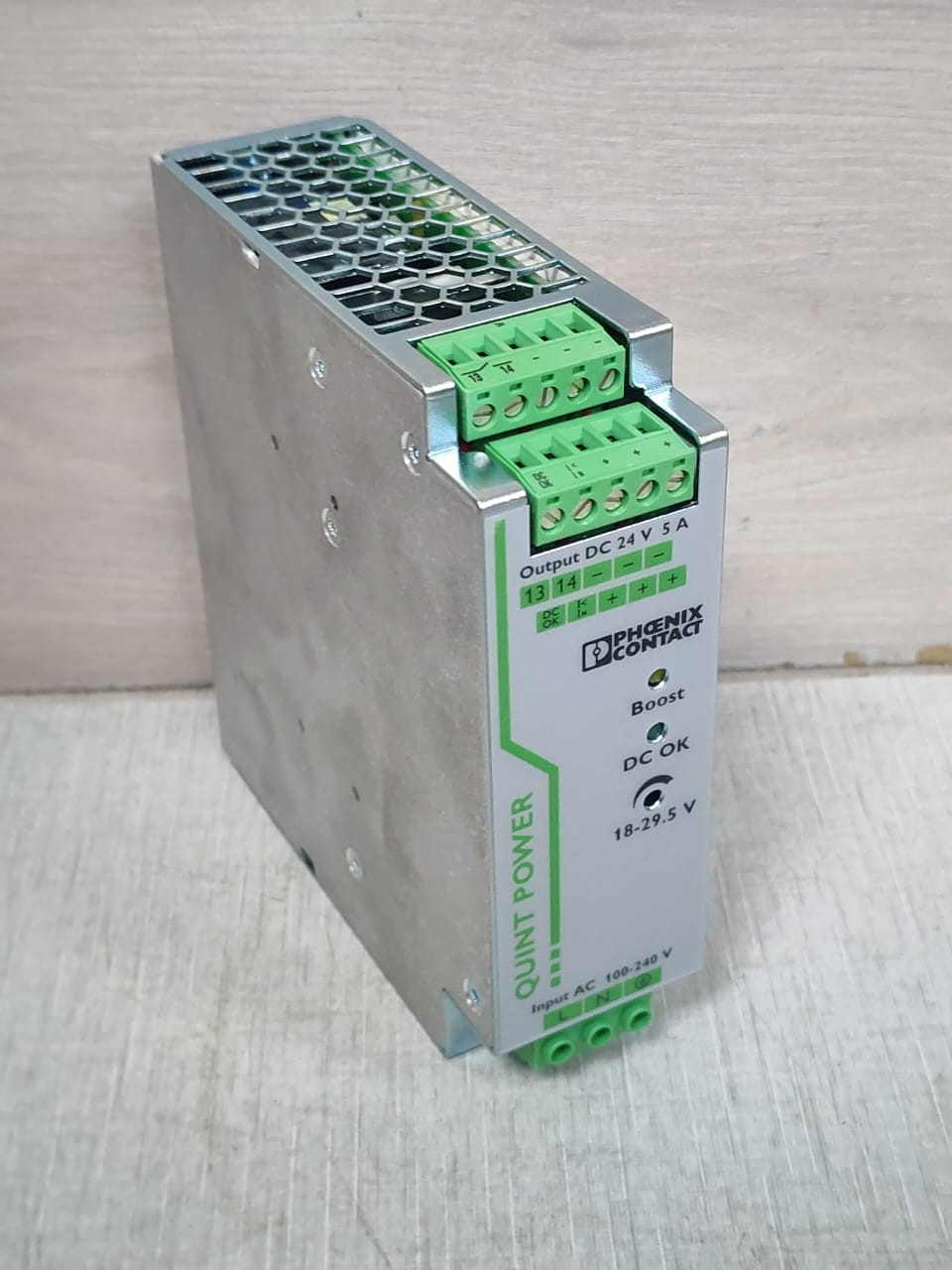 Phoenix Contact QUINT-PS/1AC/24DC/5 2866750 PHOENIX CONTACT QUINT-PS/1AC/24DC/5 2866750 POWER SUPPLY- W/ FILTHY BOX 3