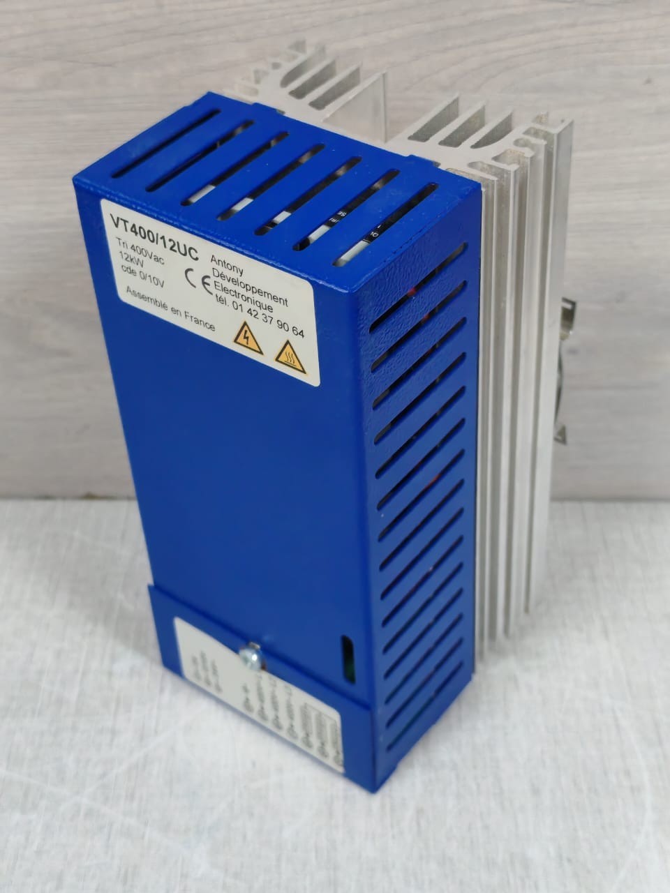 ADE VT400/12UC ADE VT400/12UC POWER REGULATOR TRI 400VAC 12KW 6