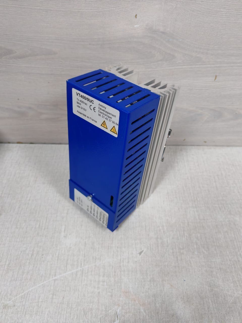 ADE VT400/9UC ADE VT400/9UC POWER REGULATOR TRI 400VAC 9KW 4