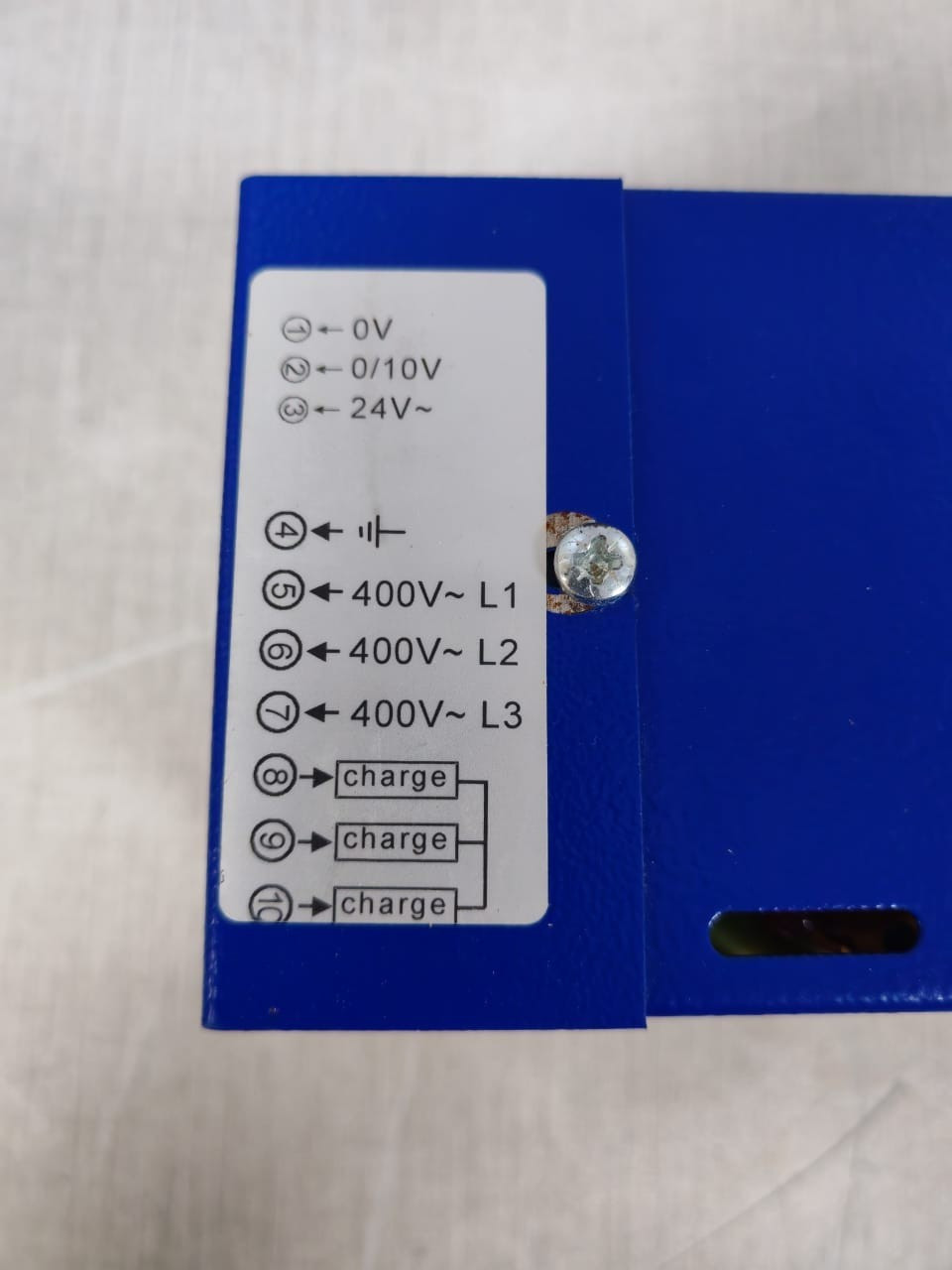 ADE VT400/9UC ADE VT400/9UC POWER REGULATOR TRI 400VAC 9KW 10