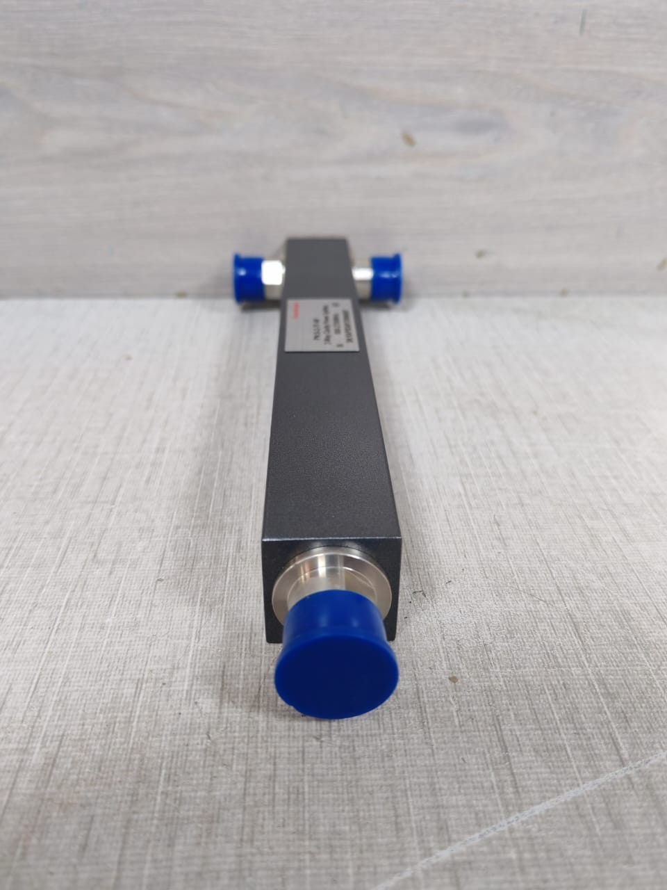 ROSENBERGER S-2-7F-NF ROSENBERGER S-2-7F-NF 2-WAY CAVITY POWER SPLITTER 800-2700MHz 6