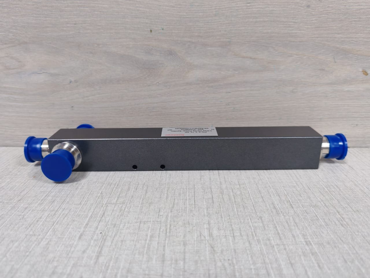 ROSENBERGER S-3-7F-NF ROSENBERGER S-3-7F-NF 3-WAY CAVITY POWER SPLITTER 800-2700MHz 7