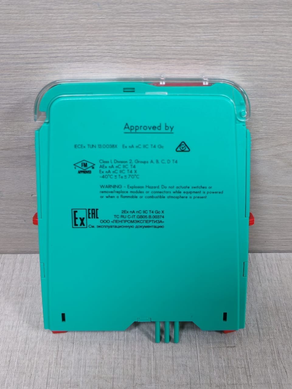 Pepperl+Fuchs HD2-DM-B Pepperl+Fuchs HD2-DM-B Fieldbus Diagnostic Module Basic Version 131001 4