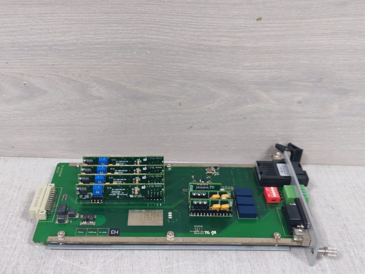 KBC Networks FDVA4-DB1-M1R-BC KBC Networks FDVA4-DB1-M1R-BC Fiber Optic Receiver 9